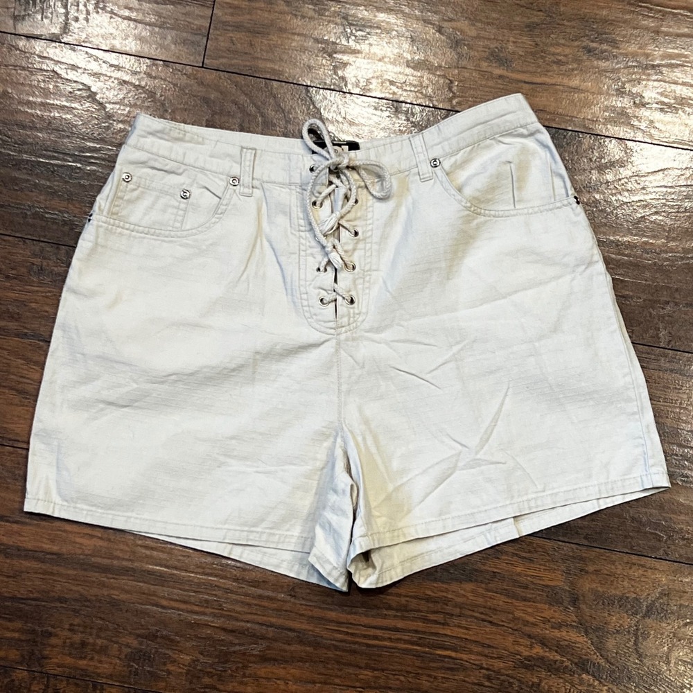 Vintage Y2K Rue21 Women's‎ Cotton Front Lace-up Shorts- Women's Size 12